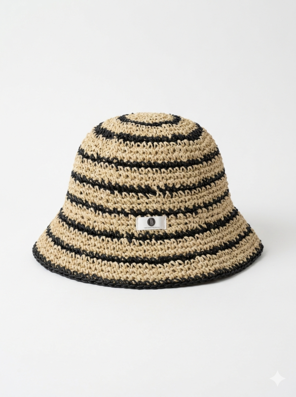 HAT - קרושה שחור לבן